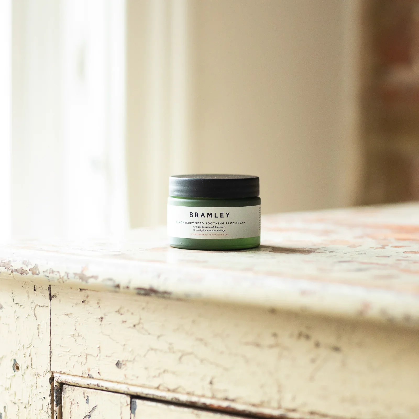 Bramley BlackBerry Seed Soothing Face Cream - Image 3
