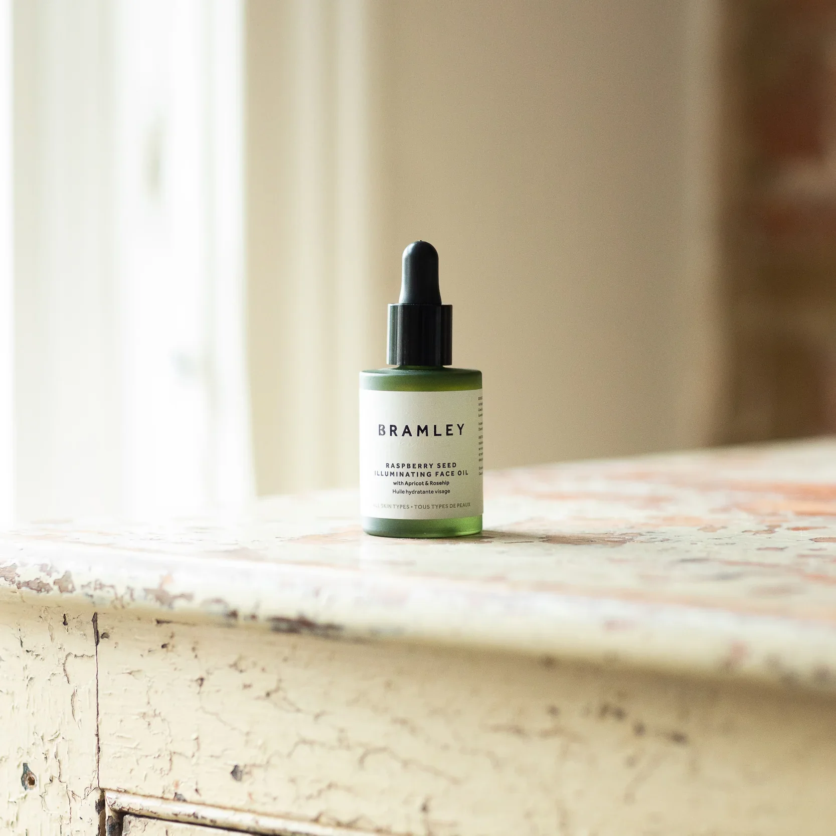 Bramley Raspberry Seed Illuminating Face Oil - Image 3