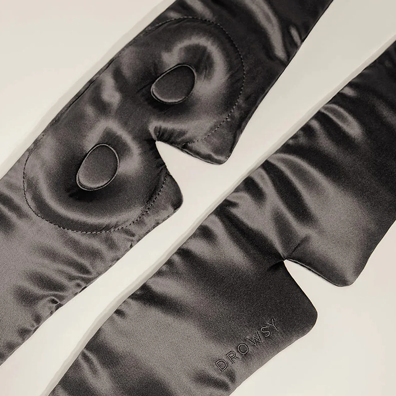 Drowsy Moonlight Shadow Eyelash Protecting Sleep Mask - Image 4