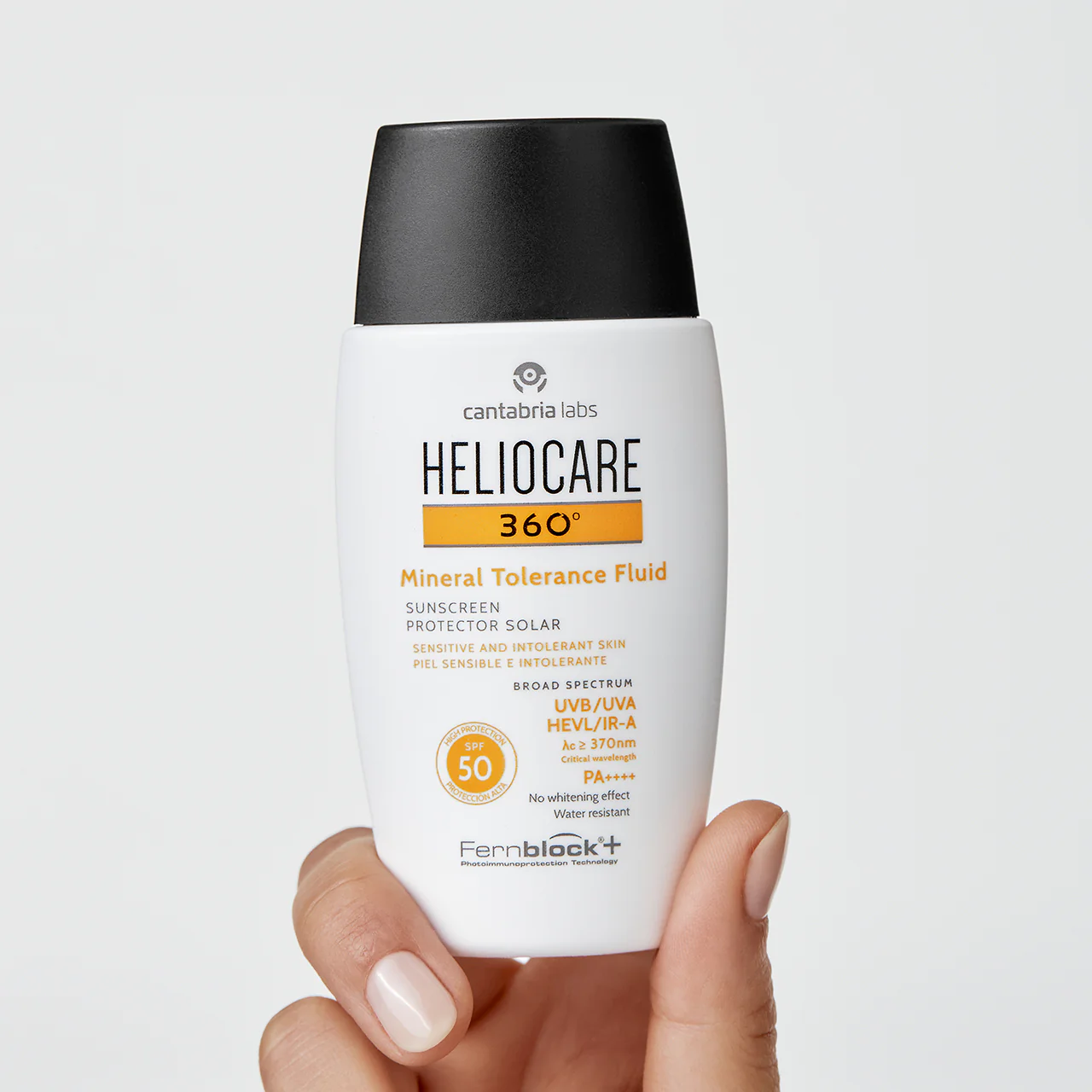 HELIOCARE Mineral Tolerance Fluid SPF50 - Image 4