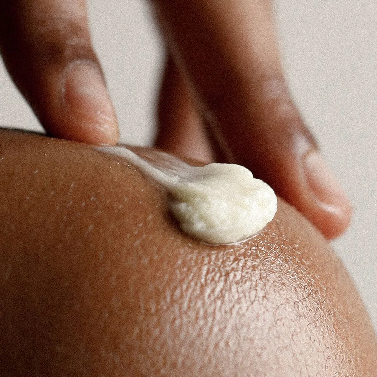 Mirror Water Rub Solid Balm - Image 4