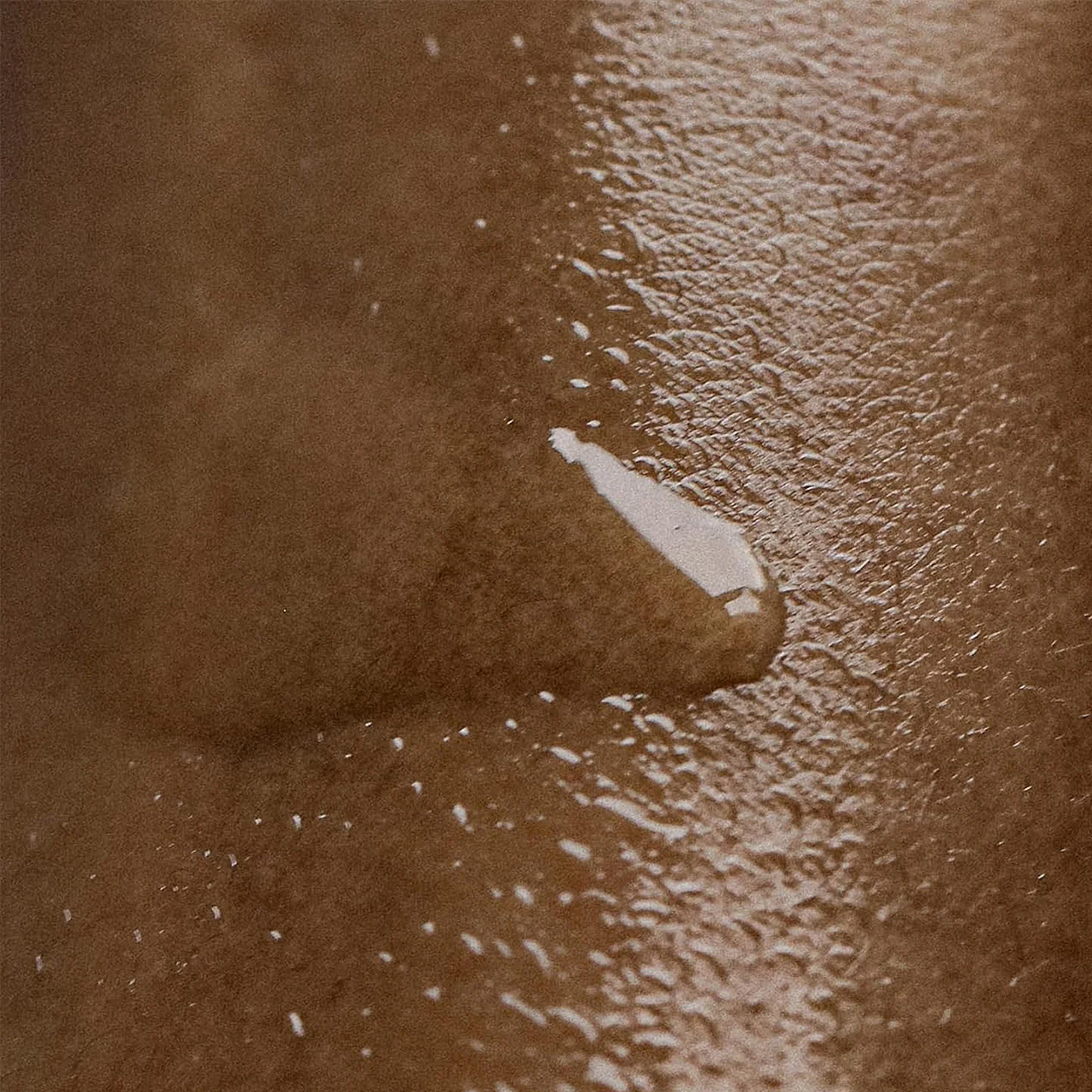 Mirror Water Smooth Body Oil - Image 7