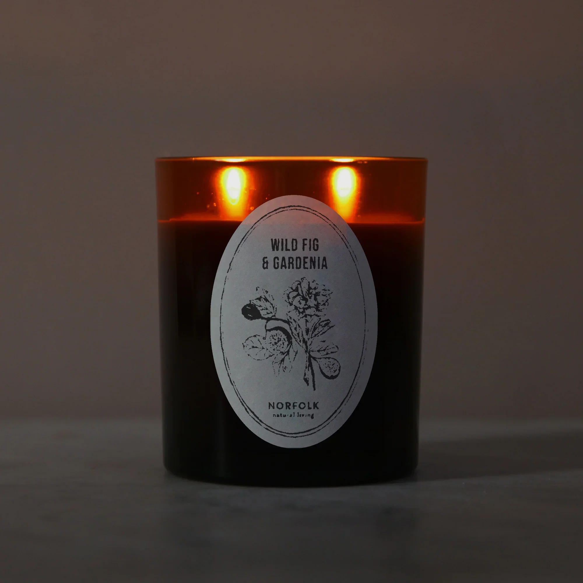 Norfolk Natural Living Wild Fig & Gardenia Candle - Image 4