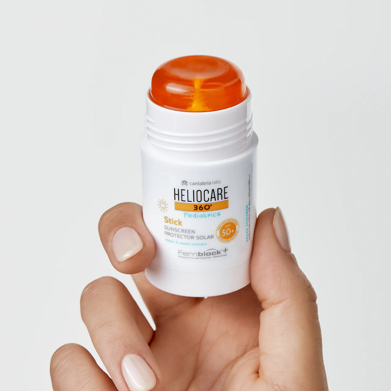 HELIOCARE Pediatrics Stick SPF50+ - Image 4