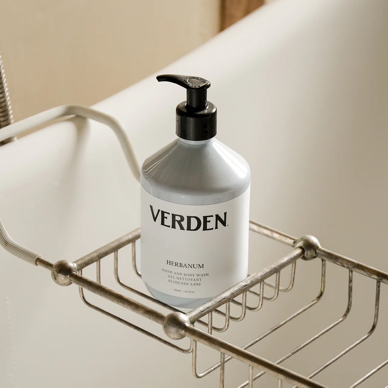 VERDEN Herbanum Hand & Body Wash - Image 3